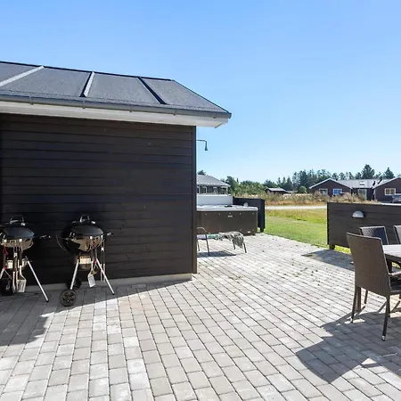 Holiday home Vii